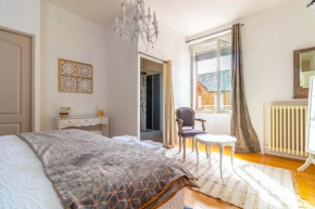 Hotels in Tanus